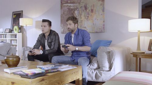 Nicolás Pauls and Sebastián Athié in Once: Episodio 128 (2018)
