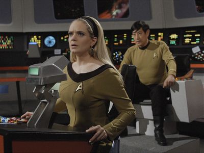 Grant Imahara and Kipleigh Brown in Star Trek Continues (2013)