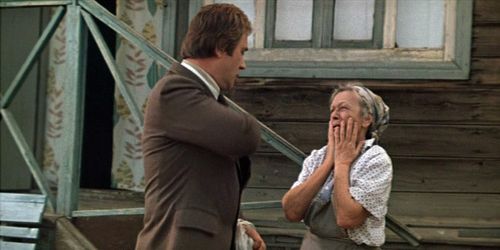 Leonid Kuravlyov and Tatyana Pelttser in A Bargain for a Bargain (1977)