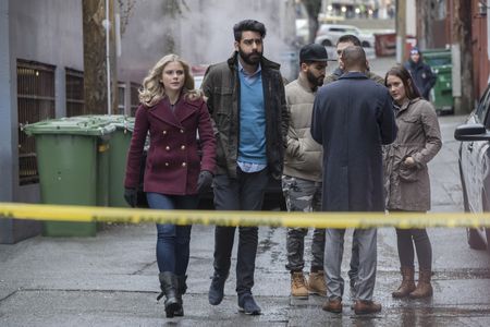 Rose McIver and Rahul Kohli in iZombie (2015)