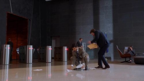 MacGyver Season 3 Episode 21 - Treason + Heartbreak + Gum