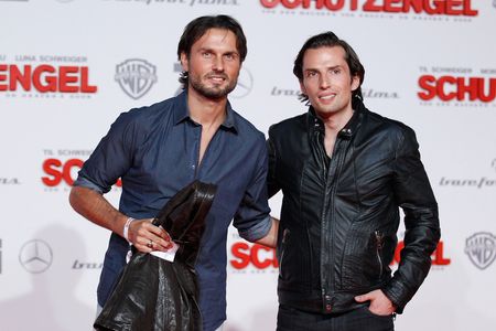 Simon Verhoeven and Quirin Berg(r.)