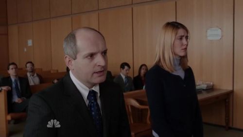 Yvonne Zima and Matthew Foster in Law & Order: Special Victims Unit (1999)