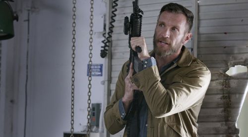 Still from SWAT S02-E18
