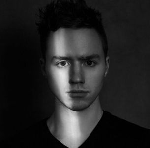 Travis Kerr