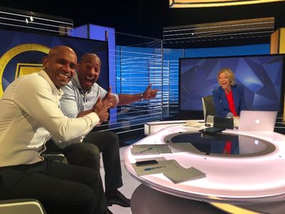 Trevor Sinclair, Dion Dublin, and Jacqui Oatley in Final Score (2001)