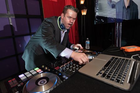 I DJ too!