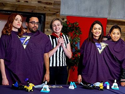 Amy Vorpahl, Jessica Chobot, Mari Takahashi, Becca Scott, and Hector Navarro in Mothership (2016)