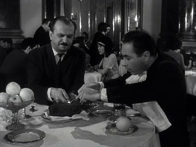Yefim Berezin and Yuri Timoshenko in Lyogkaya zhizn (1964)
