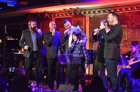 Ellis Rubin singing at the 