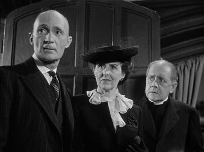 Olaf Hytten, Harry Hays Morgan, and Ottola Nesmith in My Name Is Julia Ross (1945)