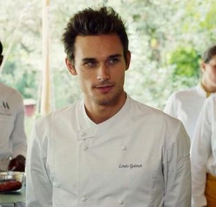 Fabian Wolfrom as 