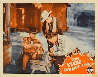 Kenne Duncan, Tom Keene, and Stanley Price in Dynamite Canyon (1941)