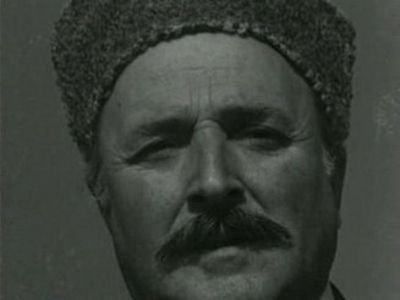 Nubar Terziyan in Düsman Yollari Kesti (1959)