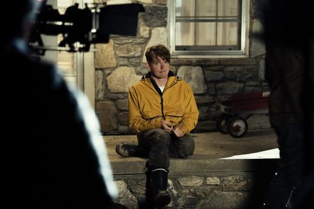 On set for Dig