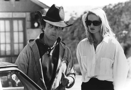 Michael Cimino and Kelly Lynch in Desperate Hours (1990)