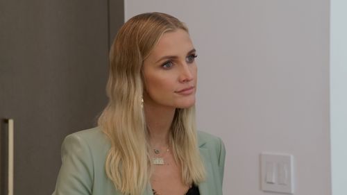 Ashlee Simpson in Hollywood Houselift with Jeff Lewis (2022)