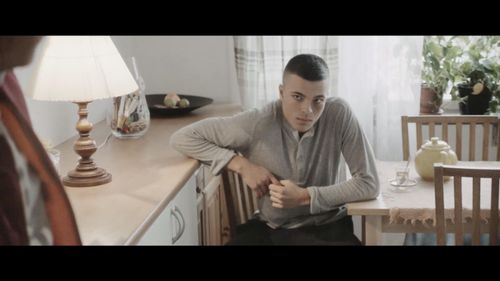 Toni Prince in Måste Gitt (2017)
