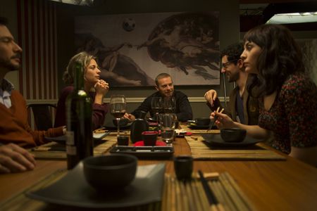 Raúl Méndez, Ludwika Paleta, Luis Gerardo Méndez, Luis Ernesto Franco, and Zuria Vega in I Don't Know Whether to Slit My