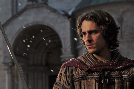 Martiño Rivas in Romeo and Juliet (2014)