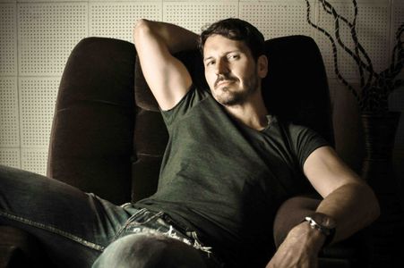 Shane Emmett, Australian actor
