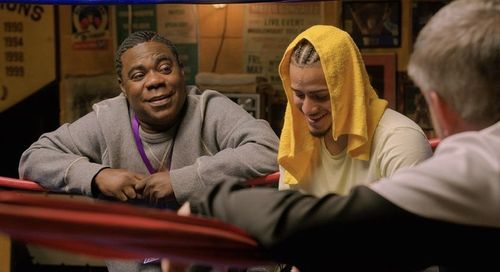 A picture from a scene in episode 9 of the Last OG season 4 with Tracy Morgan, Teddy Atlas and Mark Brealand