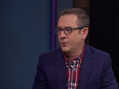 Ted Allen in Chopped Junior (2015)