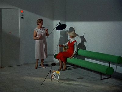 Dominique Marie and Adrienne Servantie in Mon Oncle (1958)