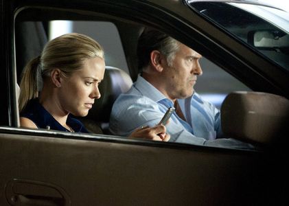 Bruce Campbell and Kristanna Loken in Burn Notice (2007)