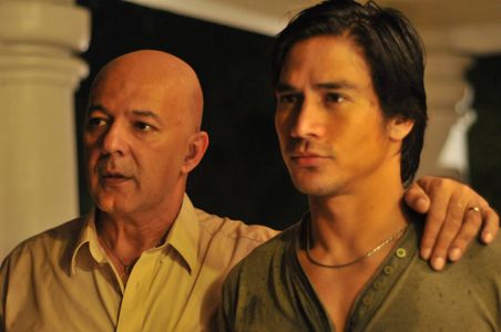 Michael De Mesa and Piolo Pascual in On the Job (2013)