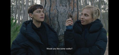 Trix Vivier in Fynskrif (Fine Print) (2018)