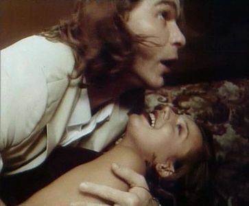 Sergey Makhovikov and Kristina Sinelnik in Khippiniada abo materik kokhannya (1997)
