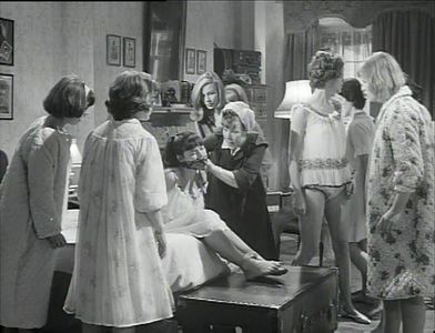 Sonia Fox in The Sentimental Agent (1963)