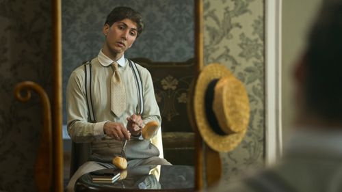 Stephen Multari in Das Weiße Haus am Rhein (2021)