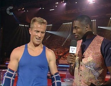 John Fashanu and Dean Pollen in Gladiators (1992)