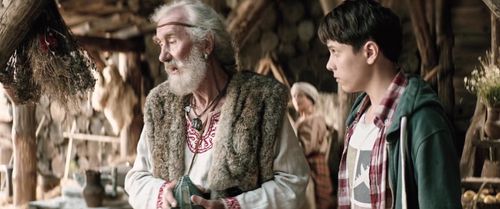 Georgiy Derevyanskiy and Danylo Kamenskyi in The Stronghold (2017)
