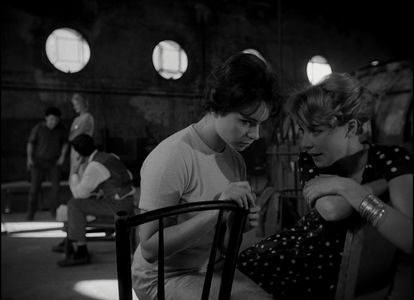 Paul Bisciglia, Giani Esposito, Noëlle Leiris, and Betty Schneider in Paris Belongs to Us (1961)