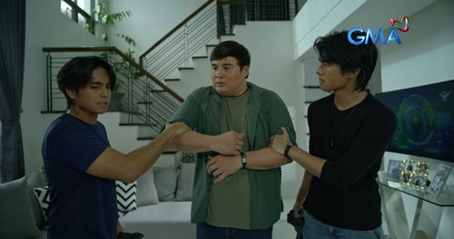 Radson Flores, Miguel Tanfelix, and Matt Lozano in Voltes V: Legacy (2023)