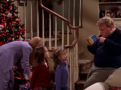 Larry Joe Campbell, Kathleen Noone, Taylor Atelian, and Billi Bruno in According to Jim (2001)