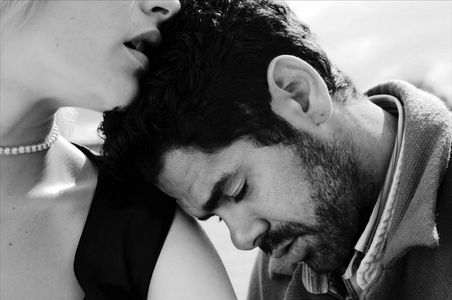 Jamel Debbouze and Rie Rasmussen in Angel-A (2005)