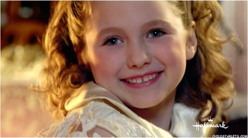 Leilah de Meza in A Princess for Christmas (2011)