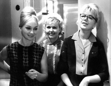 Muza Krepkogorskaya, Lyudmila Shagalova, and Grenada Mnatsakanova in Khotite - verte, khotite - net... (1964)