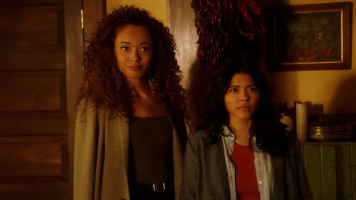 Still of Olivia Swann and Lisseth Chavez in DC's Legends of Tomorrow