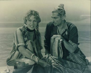 Youssef Chahine and Hind Rustum in Cairo Station (1958)