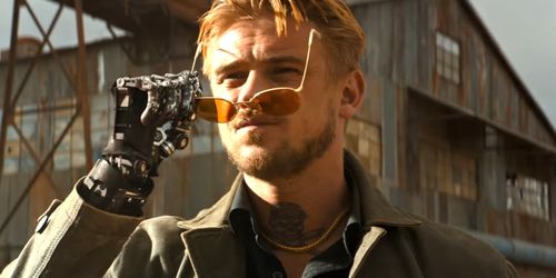 Boyd Holbrook as Pierce in 