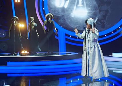 Hana Holisová in Tvoje tvár má známý hlas (2016)