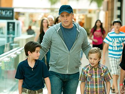Matt LeBlanc, Morgan Gingerich, and Ravi Sinha Smith in Episodes (2011)