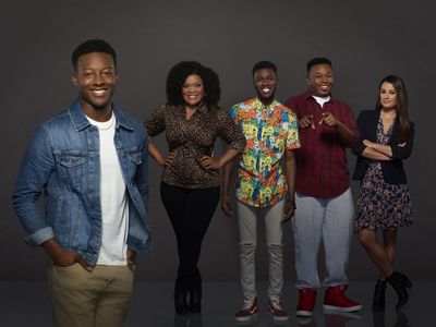 Lea Michele, Yvette Nicole Brown, Bernard David Jones, Brandon Micheal Hall, and Marcel Spears in The Mayor (2017)