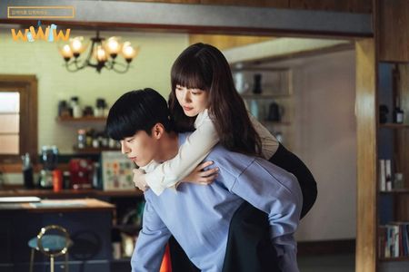 Lim Soo-jung and Jang Ki-Yong in Search: WWW (2019)