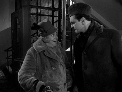 Faina Ranevskaya and Yuriy Yakovlev in Lyogkaya zhizn (1964)